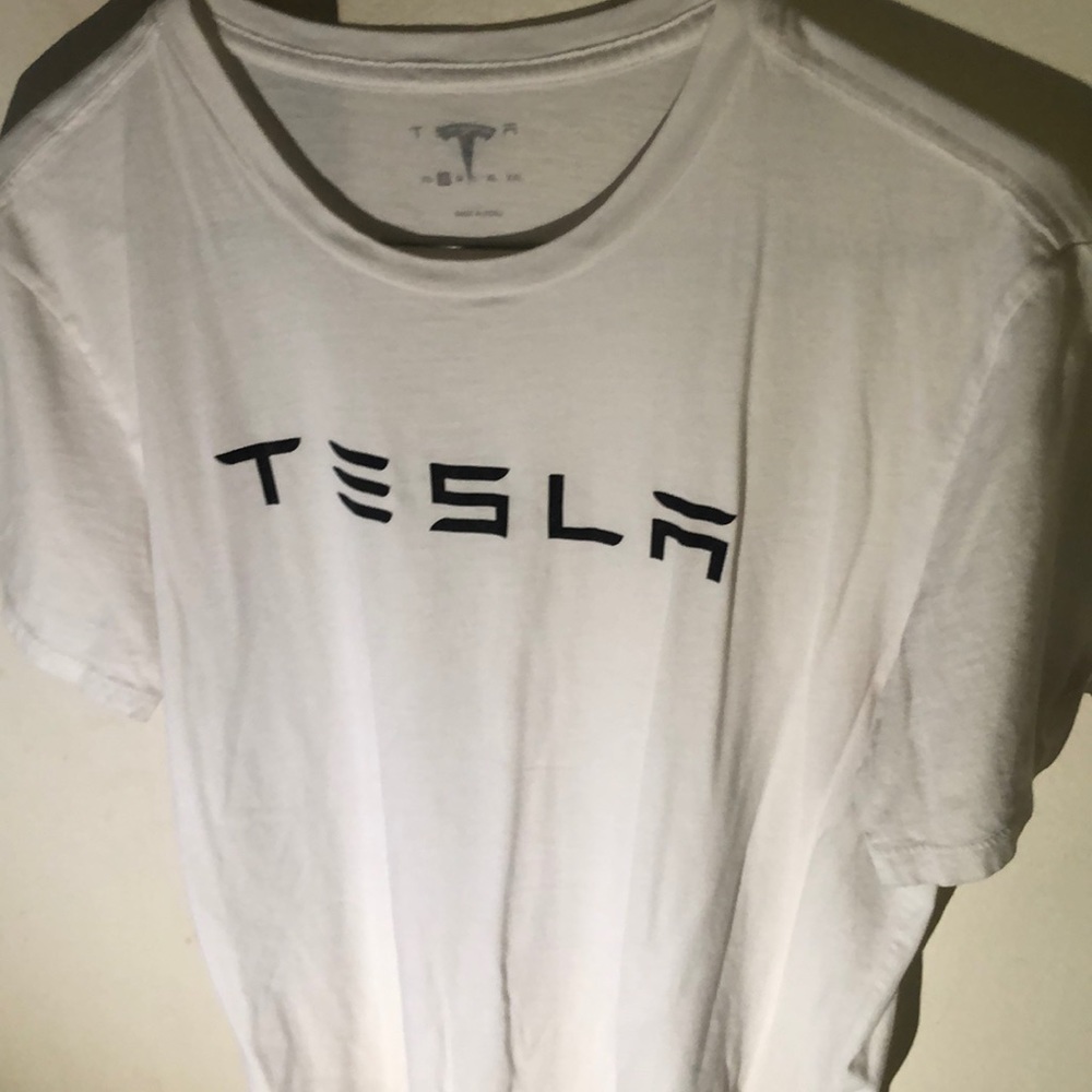 Tesla Tee